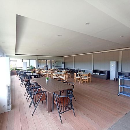 Onyx Hotel & Villa Tanjunguban Exterior photo