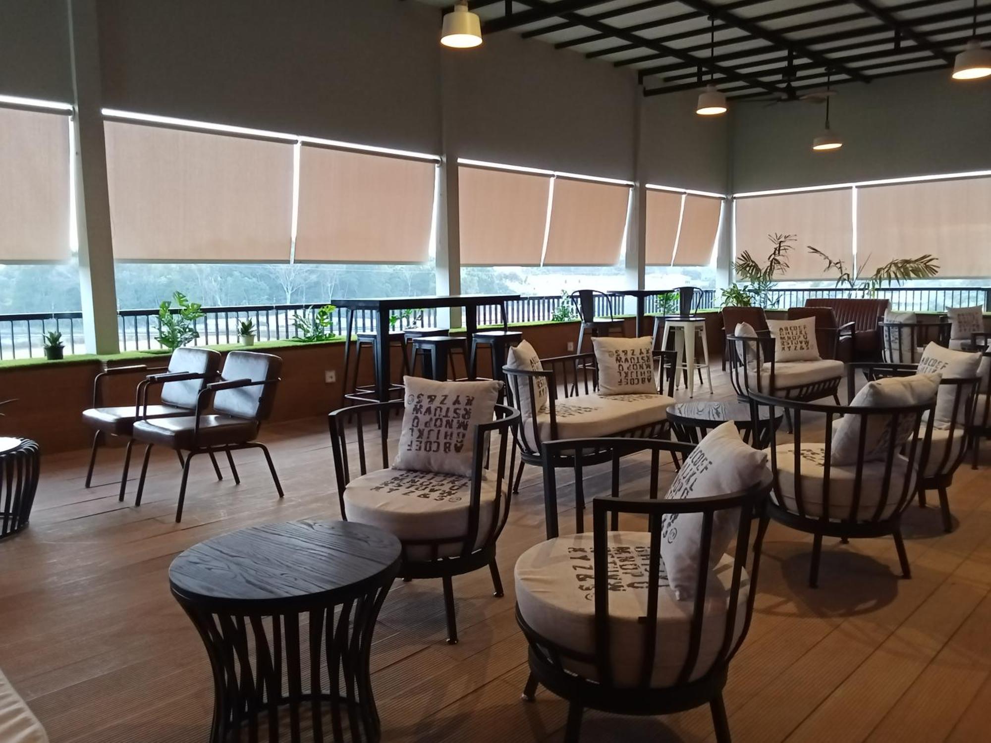 Onyx Hotel & Villa Tanjunguban Exterior photo